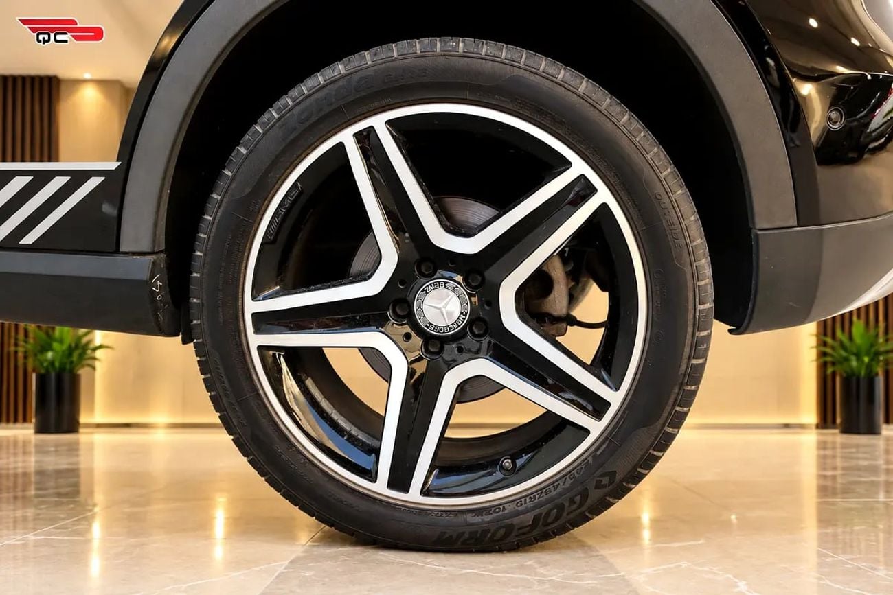 Mercedes Benz GLA250 GLA 250 4MATIC | 88,000 KM | Panoramic Roof