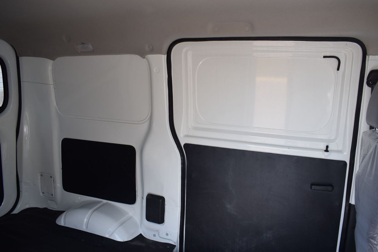 تويوتا لايت آيس Standard Van