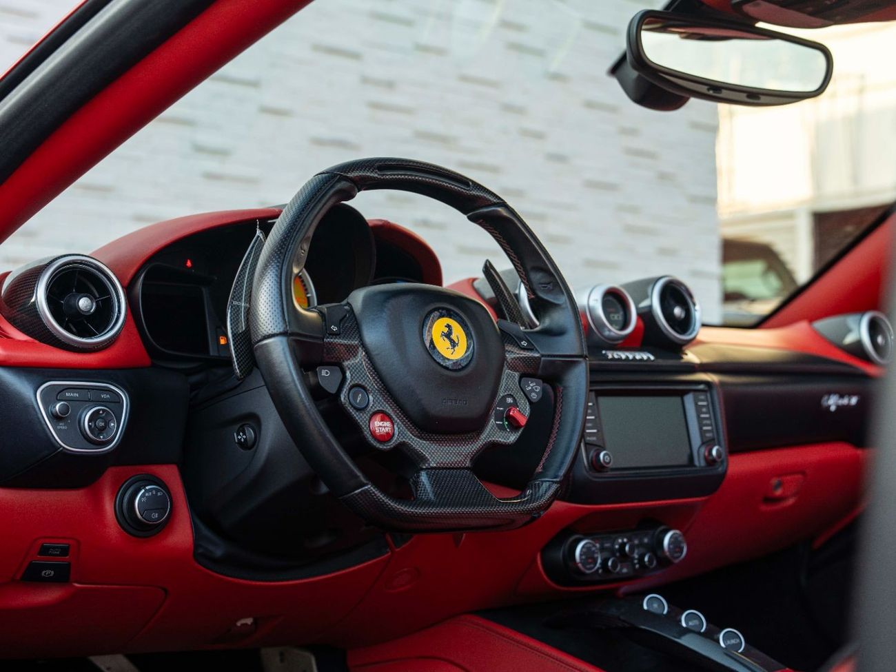 Ferrari California T FERRARI CALIFORNIA T • ONLY 54K KM • 3.9L TURBOCHARGED • OFFICIAL AL TAYER WARRANTY