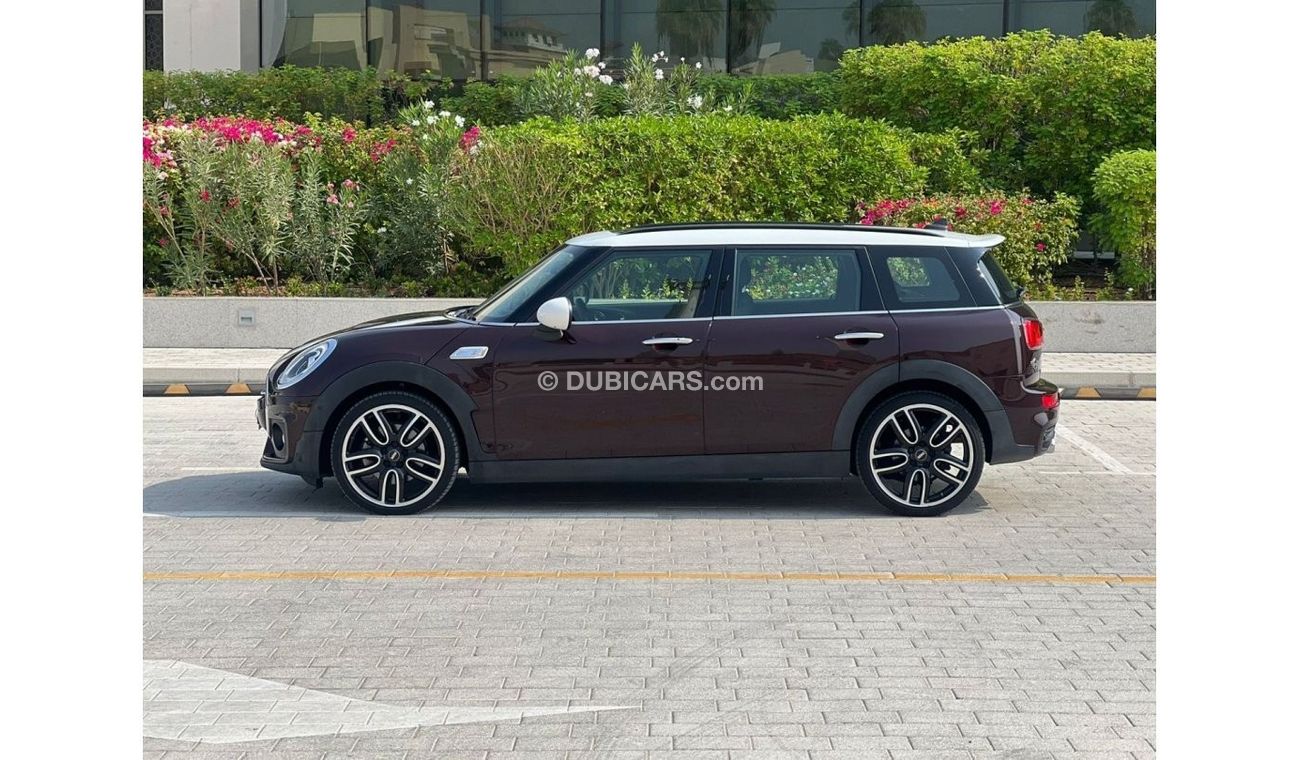 Mini Cooper Clubman Mini Cooper Clubman-S Head-Up Display  Full Option Panoramic  GCC 2018  Under warranty