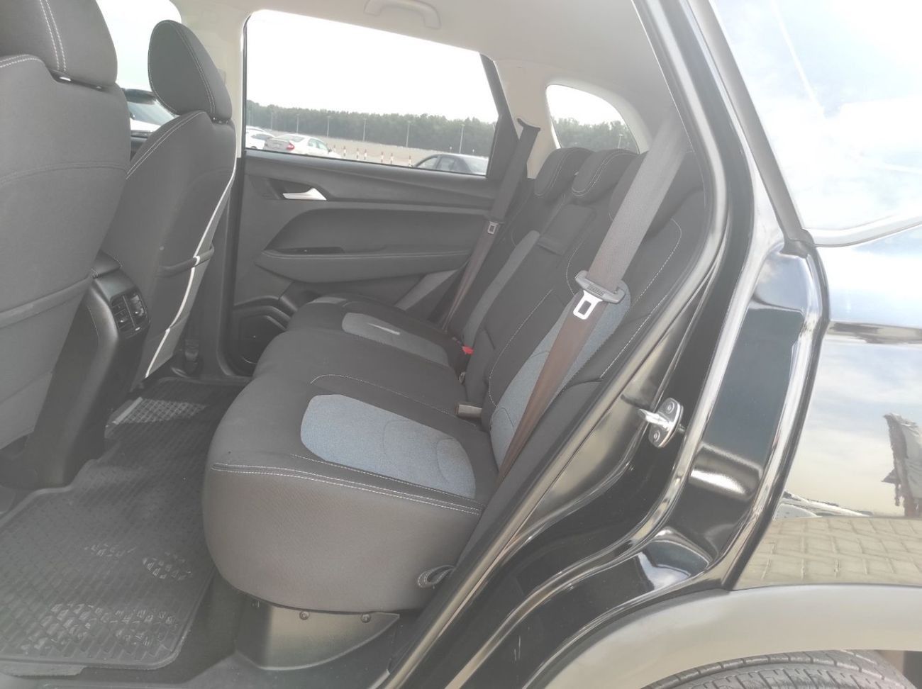 Chevrolet Captiva LT 1.5L (149 HP) (5 Seater)