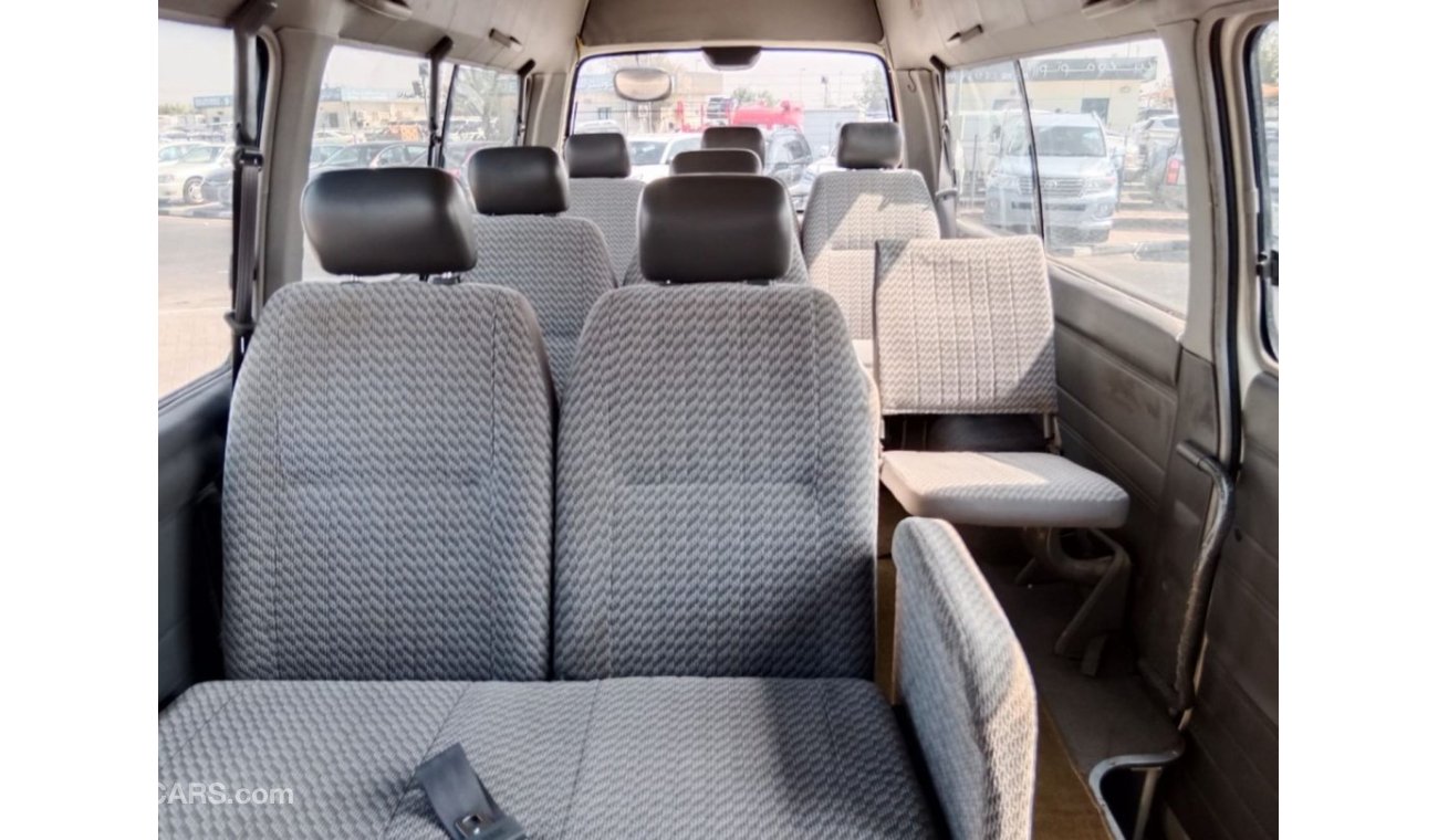 Nissan Caravan CARAVAN VAN RIGHT HAND DRIVE(PM1662)