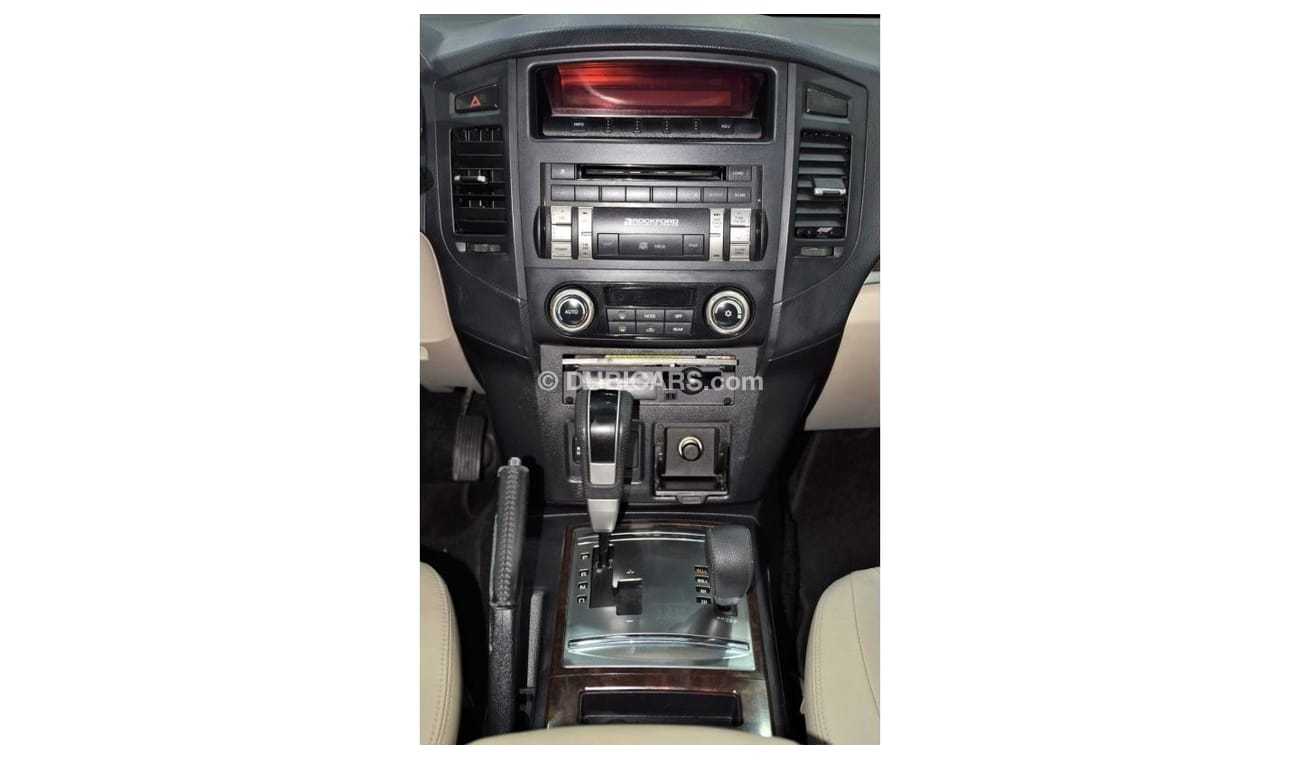 Mitsubishi Pajero GLS Mid EXCELLENT DEAL for our Mitsubishi Pajero GLS 3.8L ( 2012 Model! ) in Black Color! GCC Specs