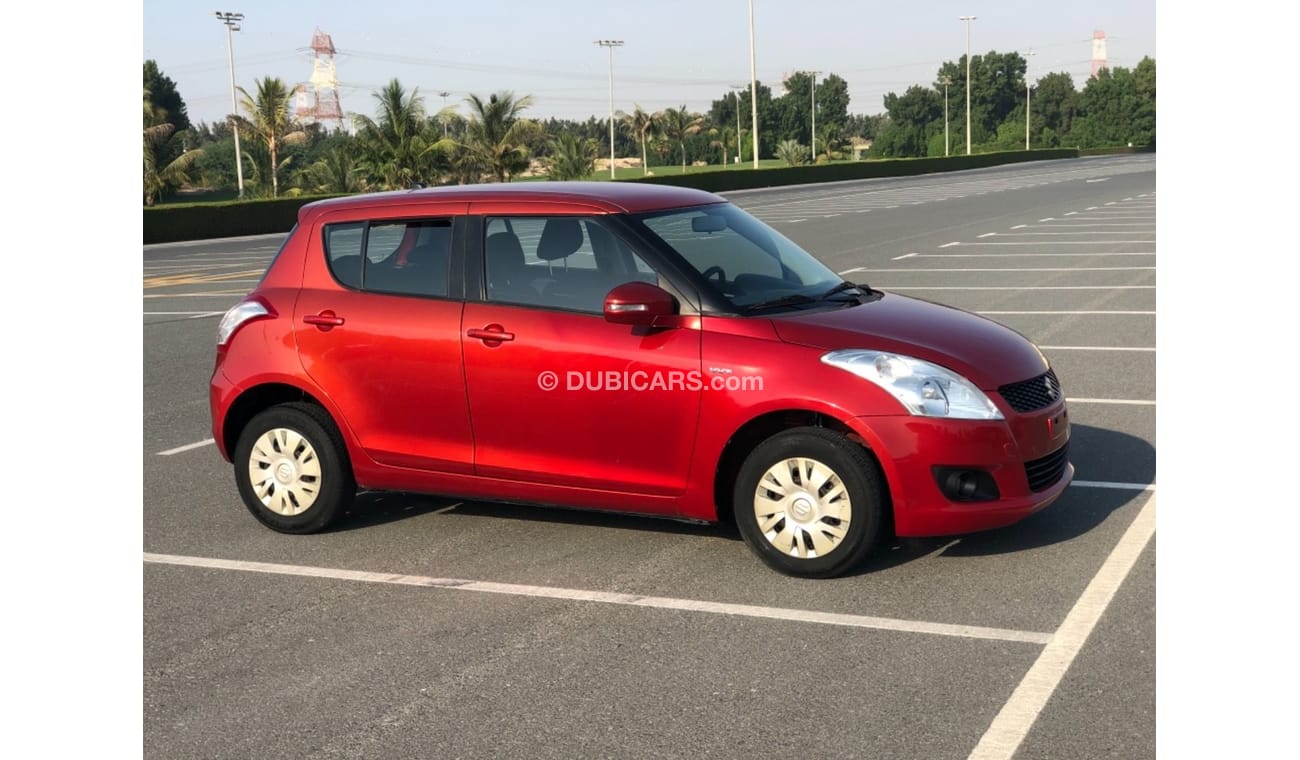 سوزوكي سويفت موديل 2015 خليجي حاله ممتازه من الداخل والخارج