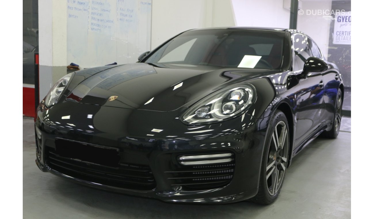 Porsche Panamera Turbo 4.6L Turbo