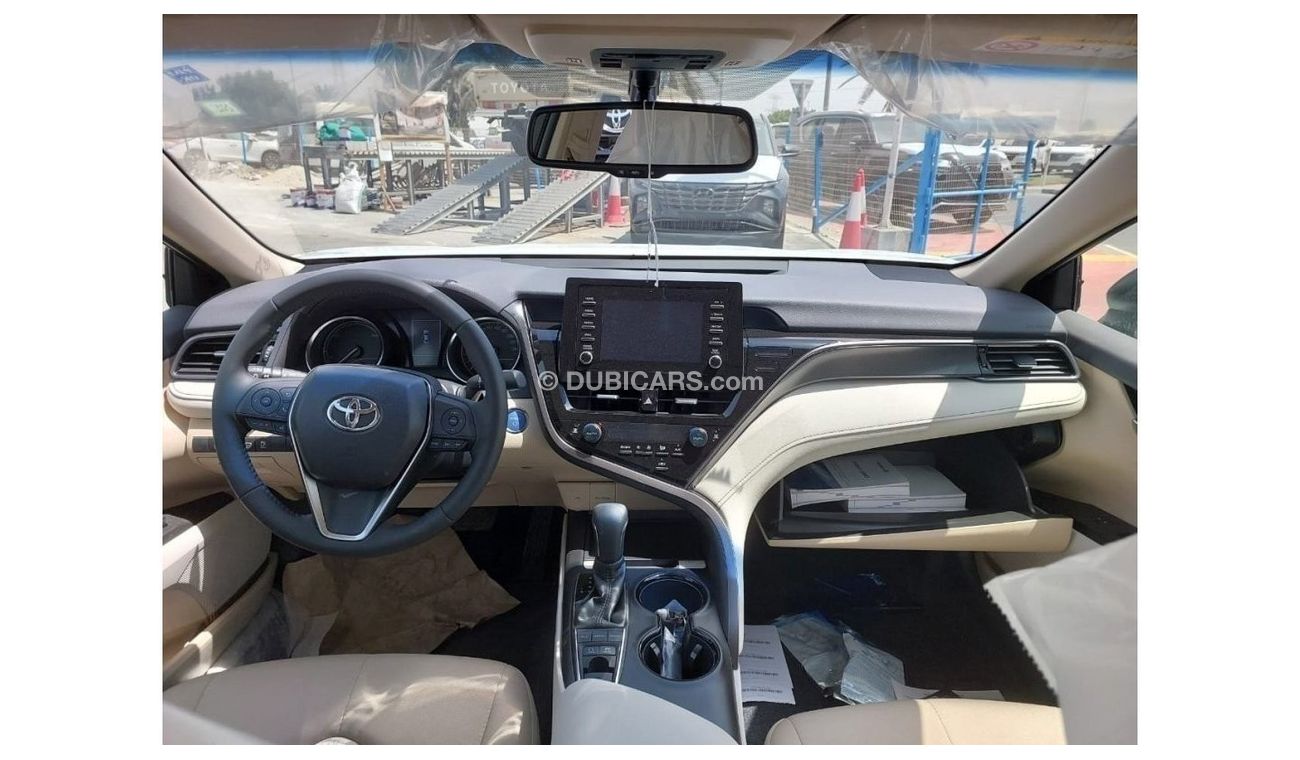 Toyota Camry 2023 GLE (( Hybrid )) White color , 2.5L 4cyl Petrol, A/T, FWD