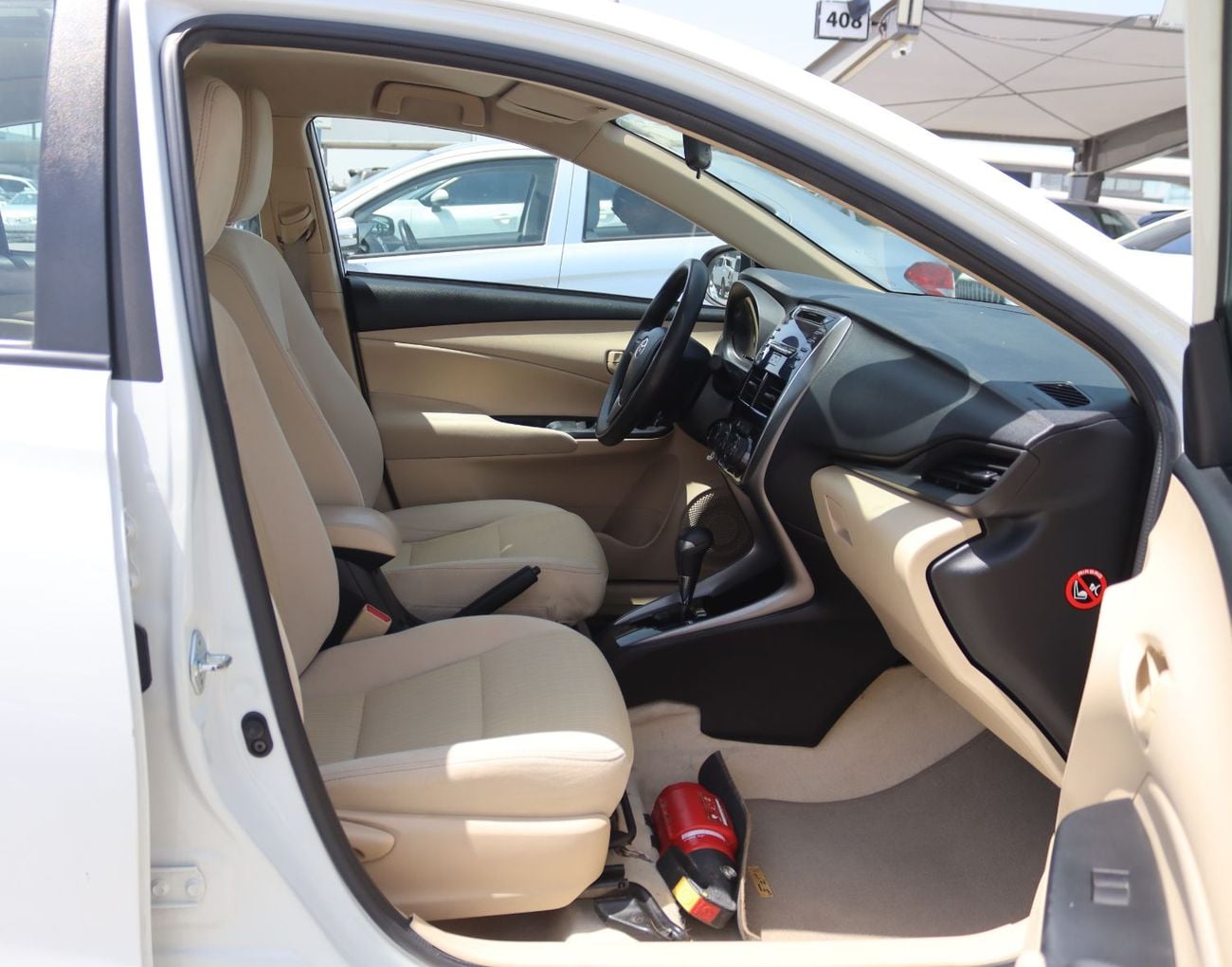 تويوتا يارس تويوتا يارس - خليجى - 2022 - بمحرك 1.5 - بدون حوادث - ممشى قليل - بحاله ممتازه