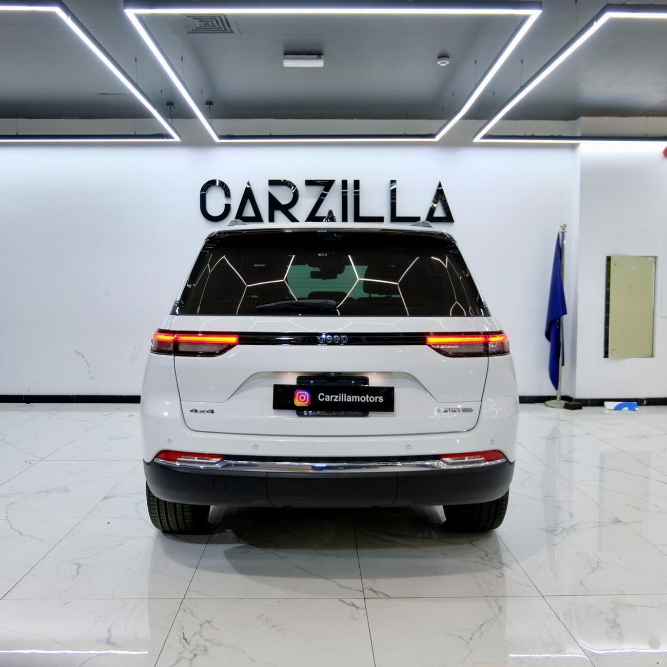 جيب جراند شيروكي Limited 3.6L