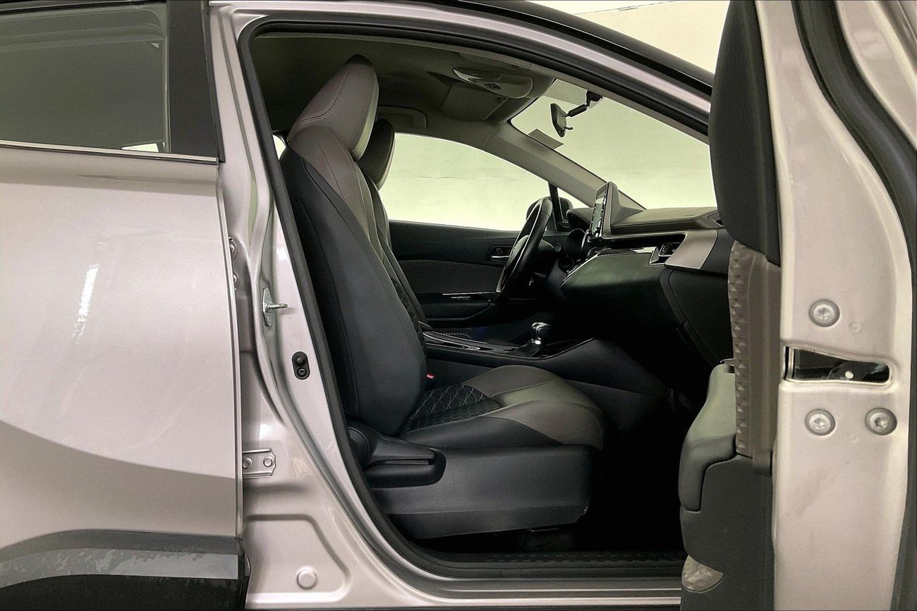 Toyota CHR VX | Guaranteed Warranty | 0 Down Payment