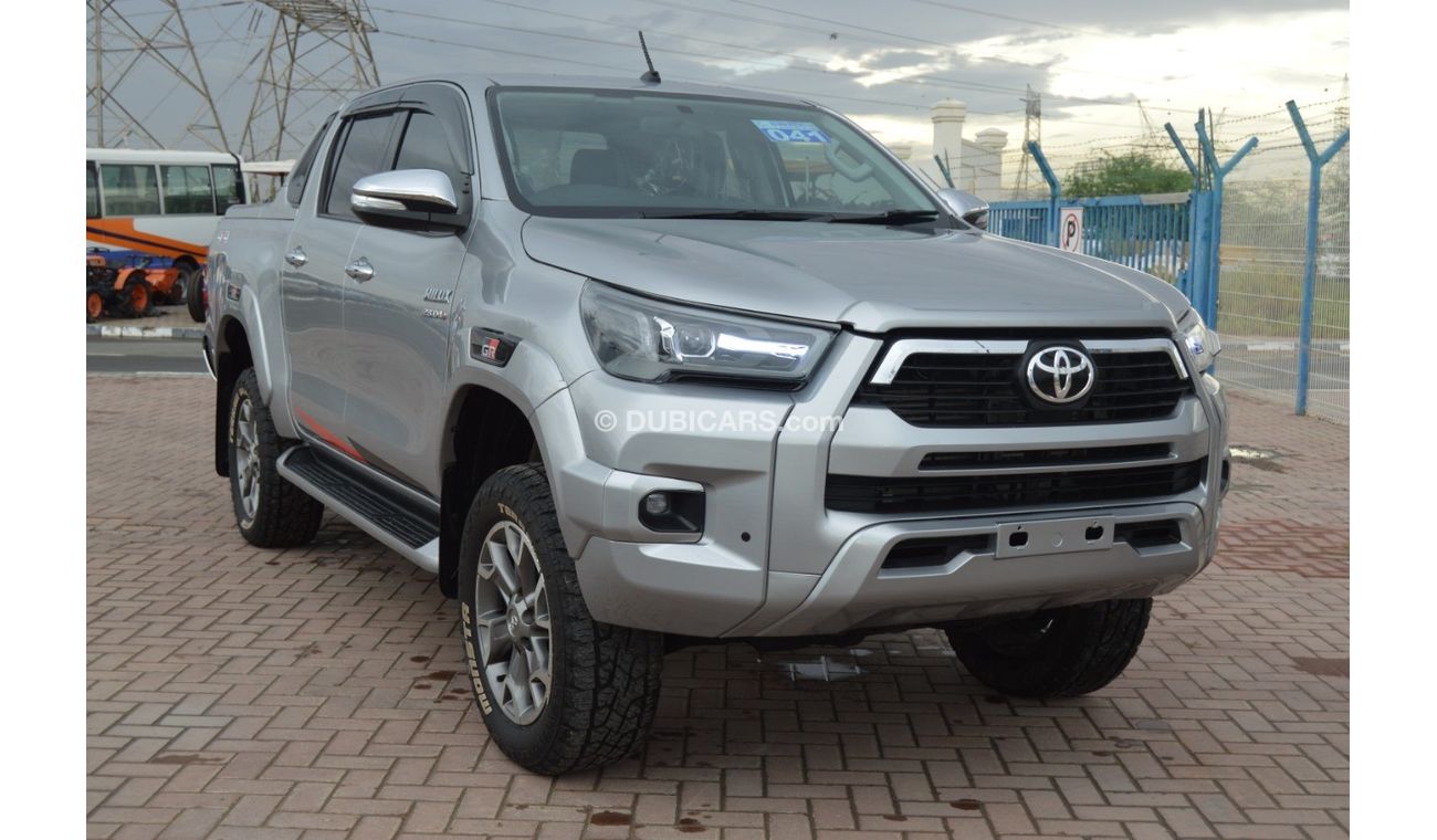 Toyota Hilux SR5 Full option Clean Car Top car