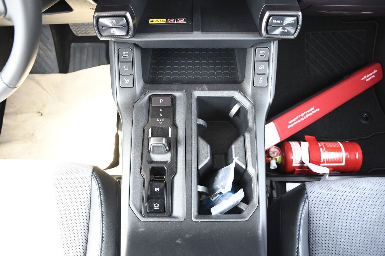 Toyota RAV4 VXR HEV 2.5L full option Ready stock