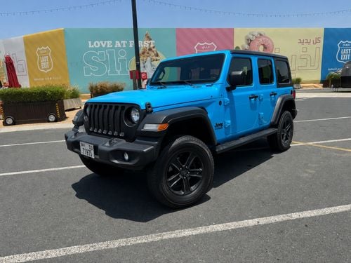 جيب رانجلر 5 doors 5 seats 4 WD  unlimtied
