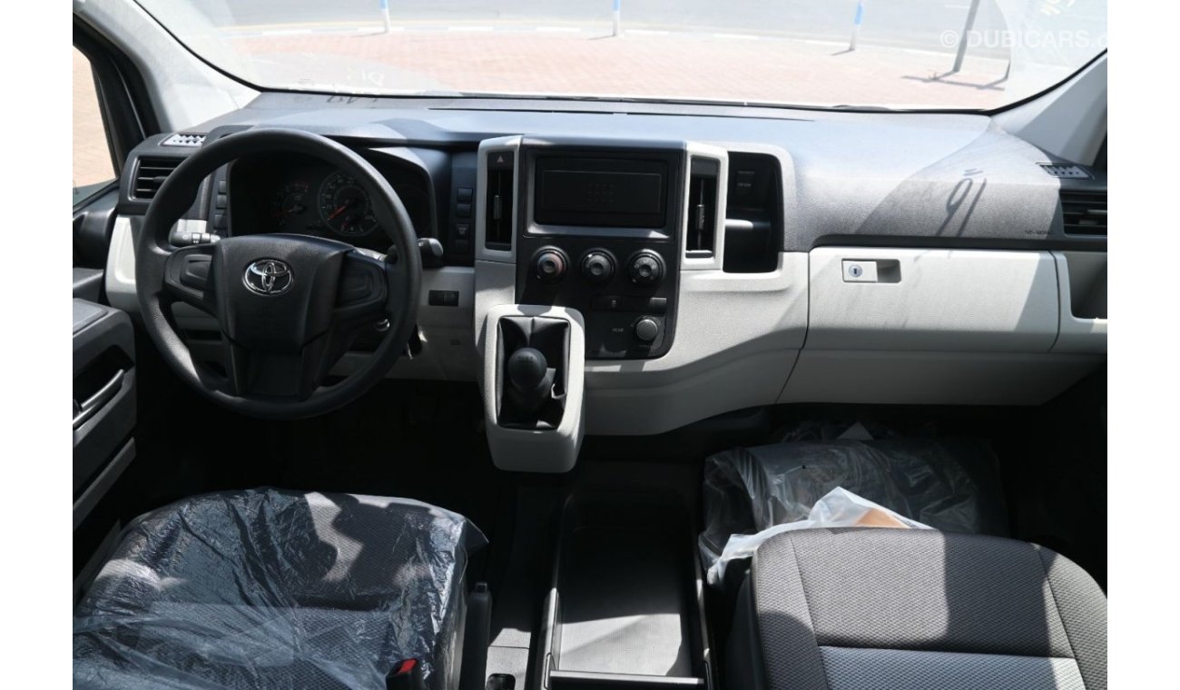 Toyota Hiace 2.8L DIESEL 2023 MANUAL TRANSMISSION