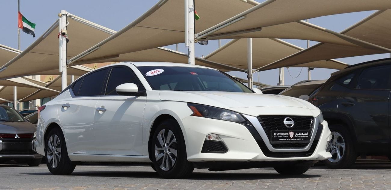 Nissan Altima S 2.5L Nissan Altima - 2022 - GCC - Accident-Free - 2.5L - Excellent Condition Inside and Out