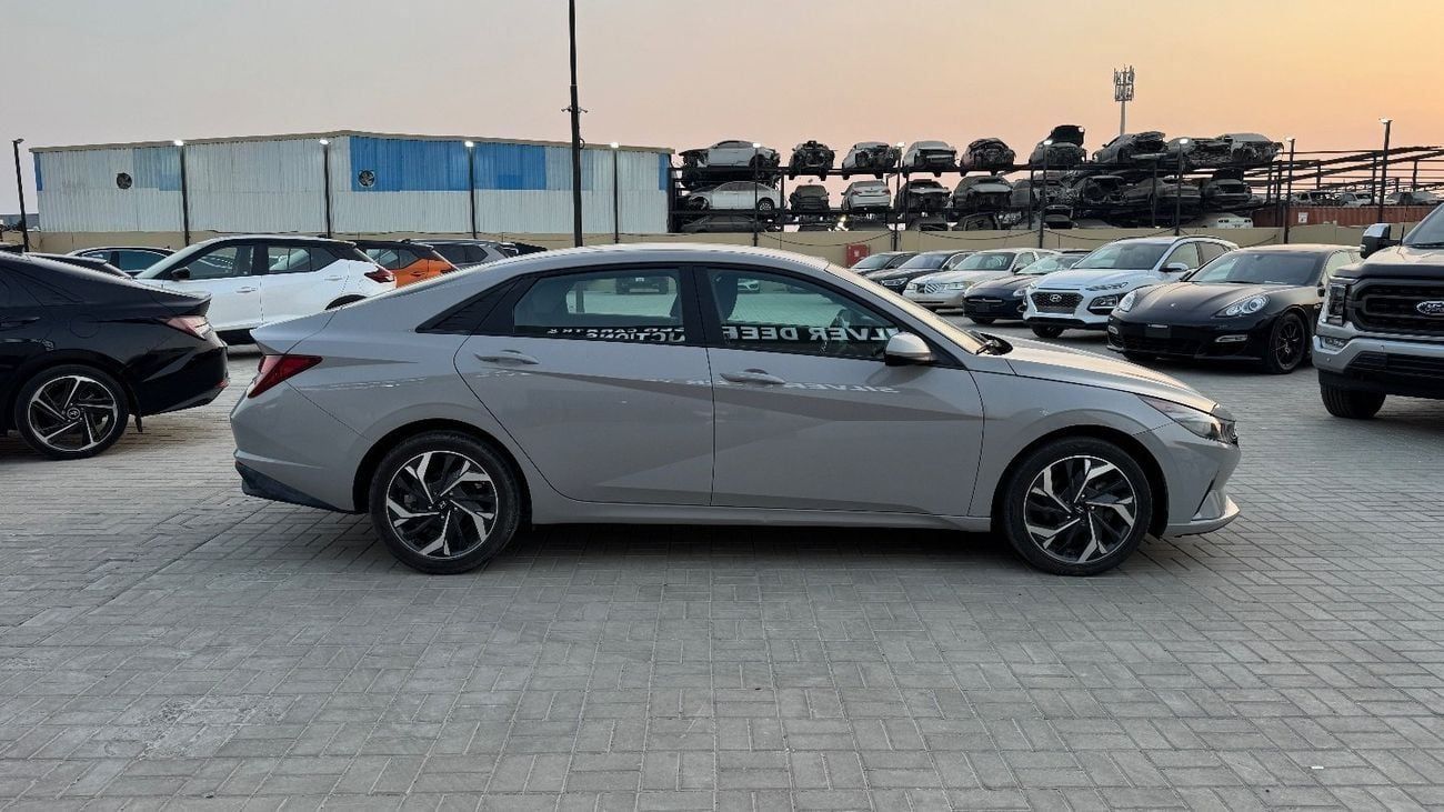 Hyundai Elantra 2.0L Comfort SE 2.0L