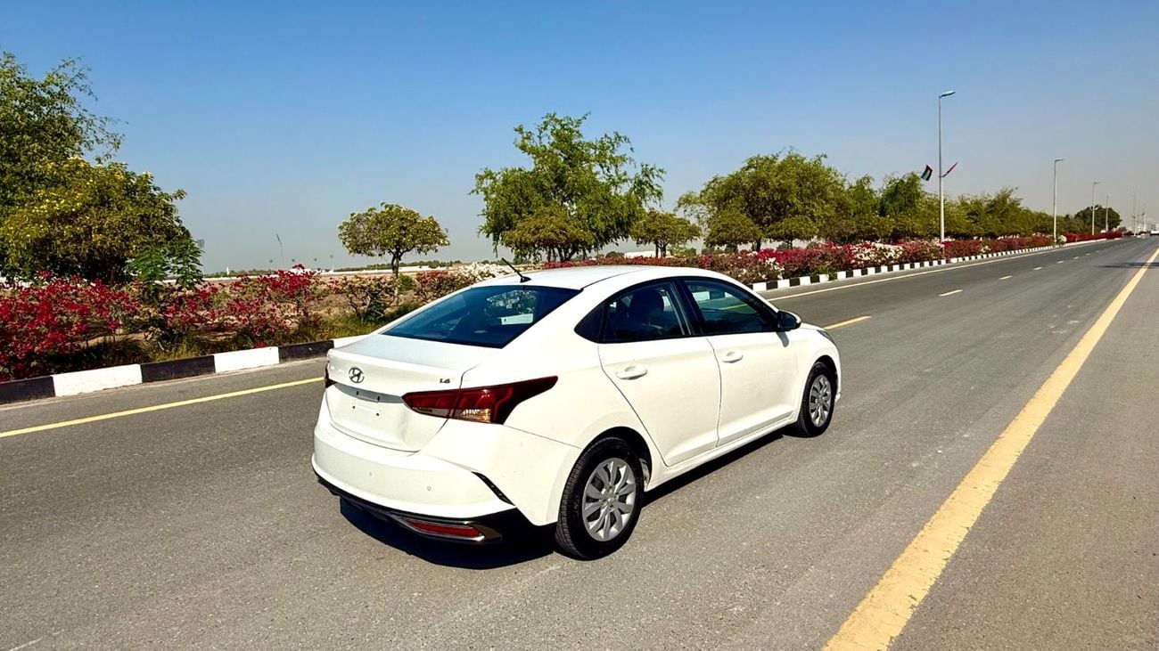 Hyundai Accent Comfort+ 1.5L Comfort+ 1.6L