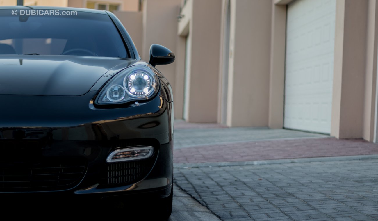 Porsche Panamera Turbo LOWEST MILEAGE