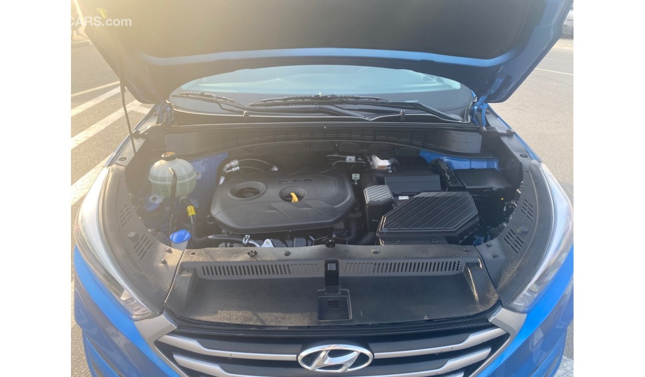 Hyundai Tucson AWD 2.0L V4 2018 AMERICAN SPECIFICATION