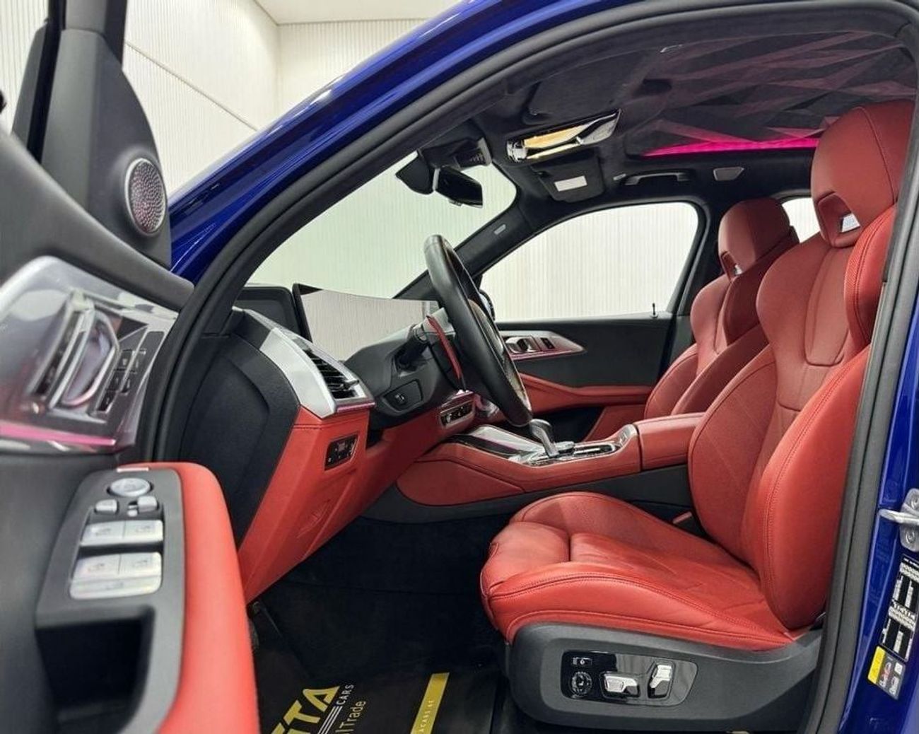 بي أم دبليو XM 2023 BMW XM, 5 Years Warranty + Service Package, Fully Loaded, Very Low Kms, GCC