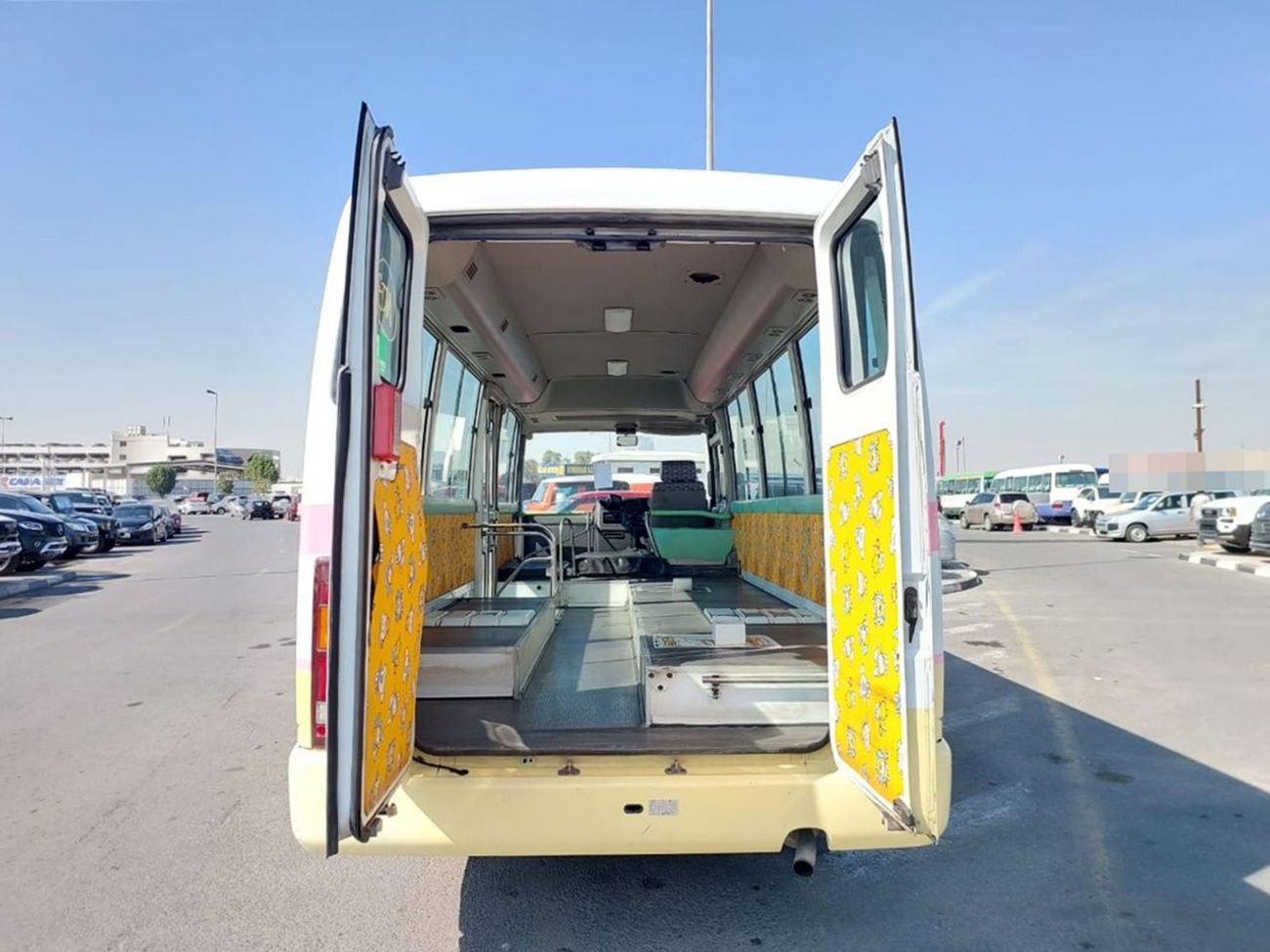 نيسان سيفيليان NISSAN CIVILIAN BUS RHD 2003 MODEL 4.1 L DIESEL AUTOMATIC(PM20305)