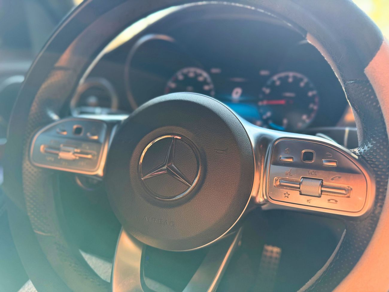 مرسيدس بنز C 200 