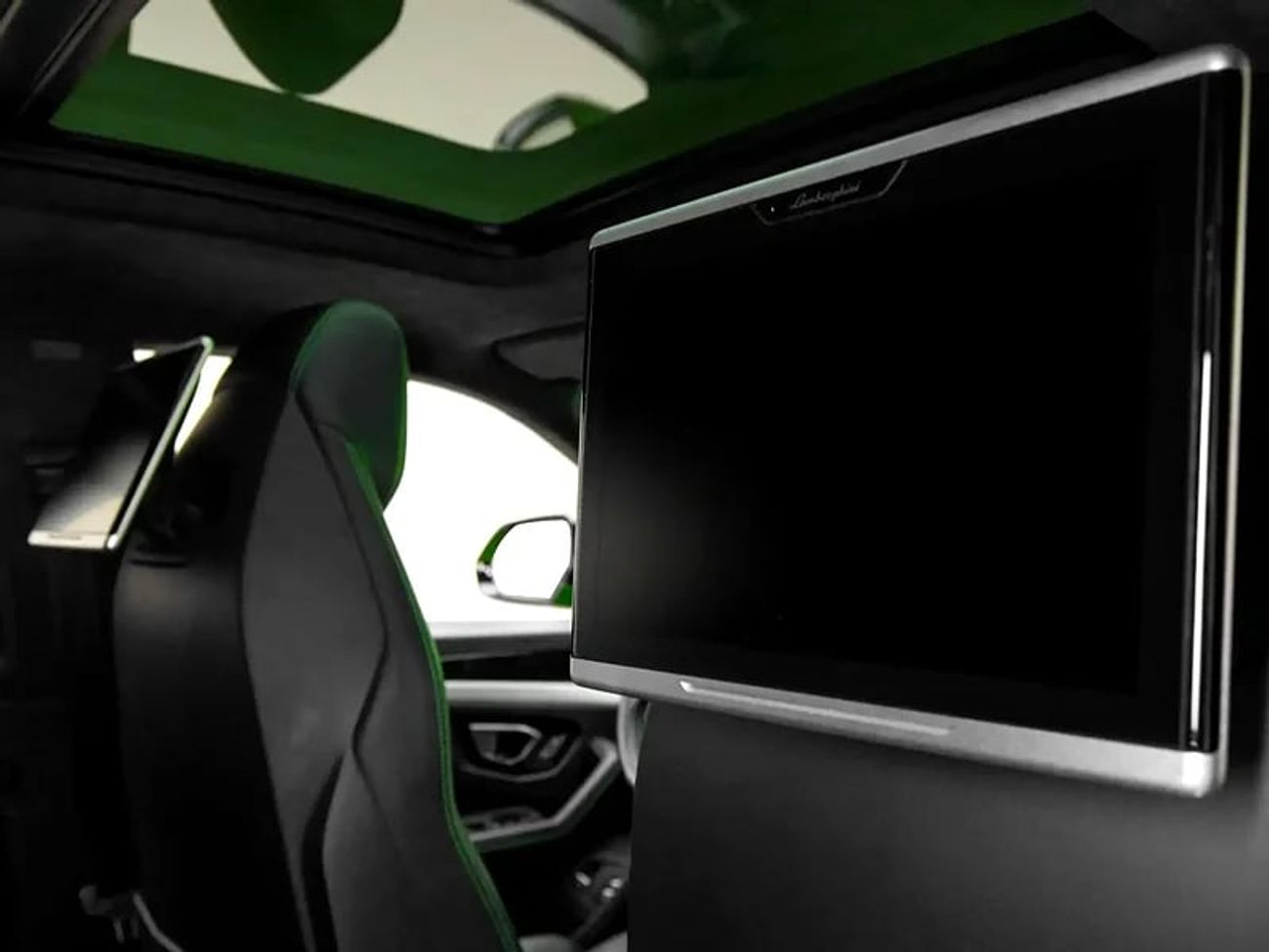 Lamborghini Urus STD 4.0T V8