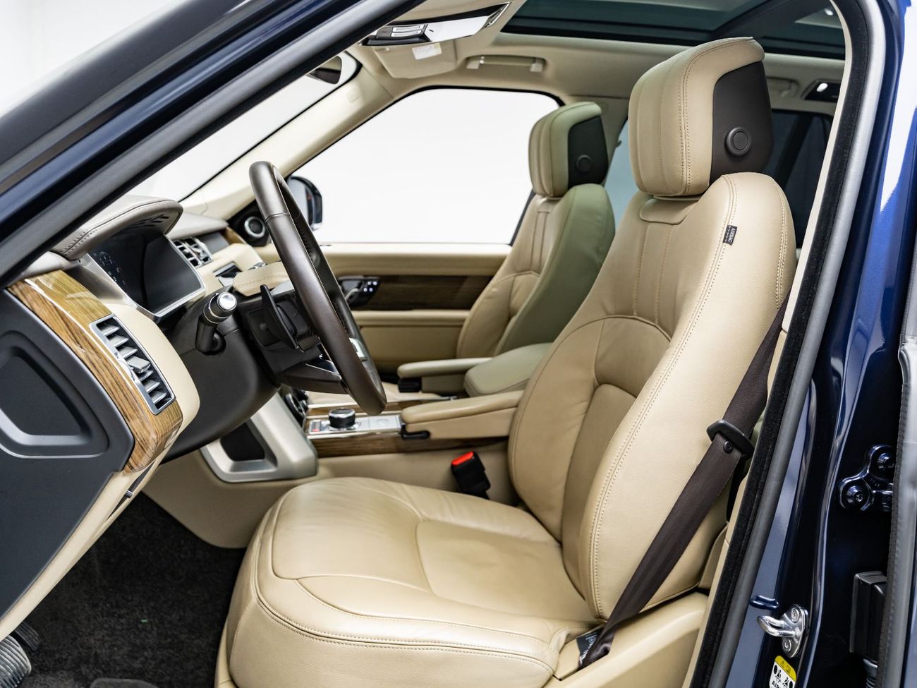 Land Rover Range Rover Sport HSE 3.0L (340 HP) 2019 Range Rover Sport HSE, 3.0 SC V6, 4WD, 340bhp, 8 Speed Auto.