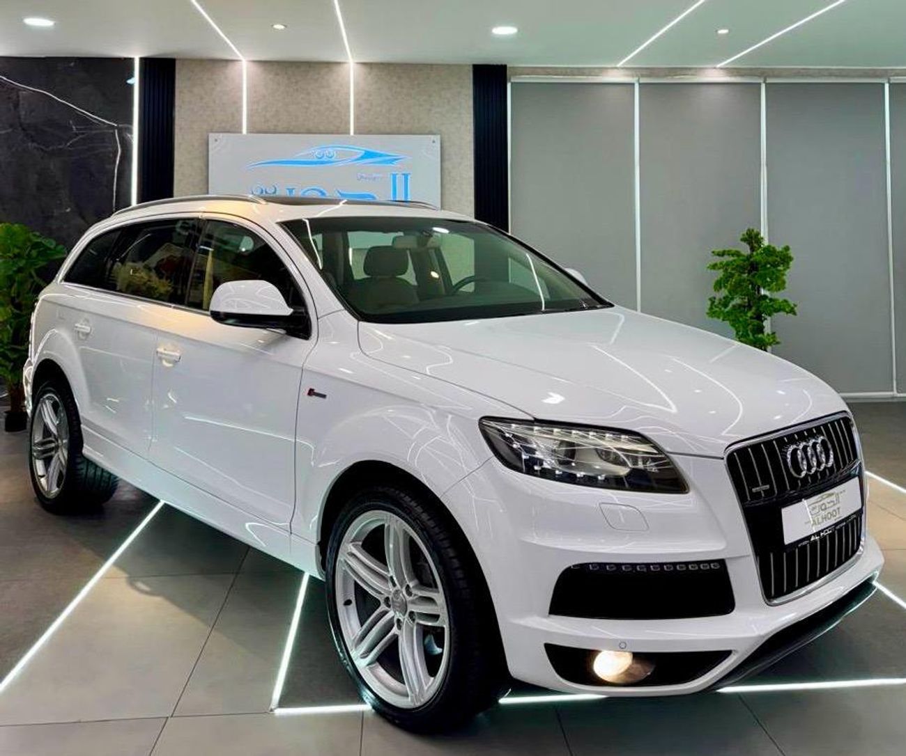 Audi Q7 TFSI quattro Sports Style Package 3.0L AMAZING WHITE AUDI Q7 S_LINE V6 || FULL OPINION || GCC || 7 S