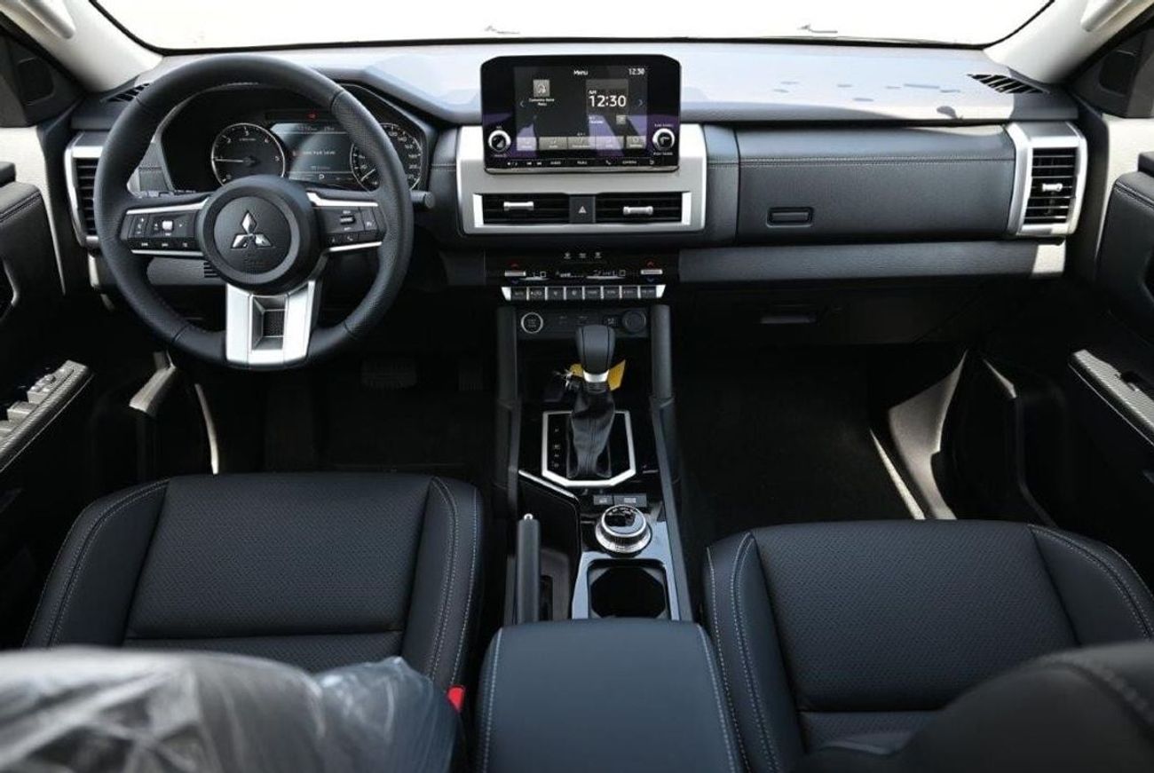 Mitsubishi L200 Sportero 2.4L Diesel Automatic 4x4