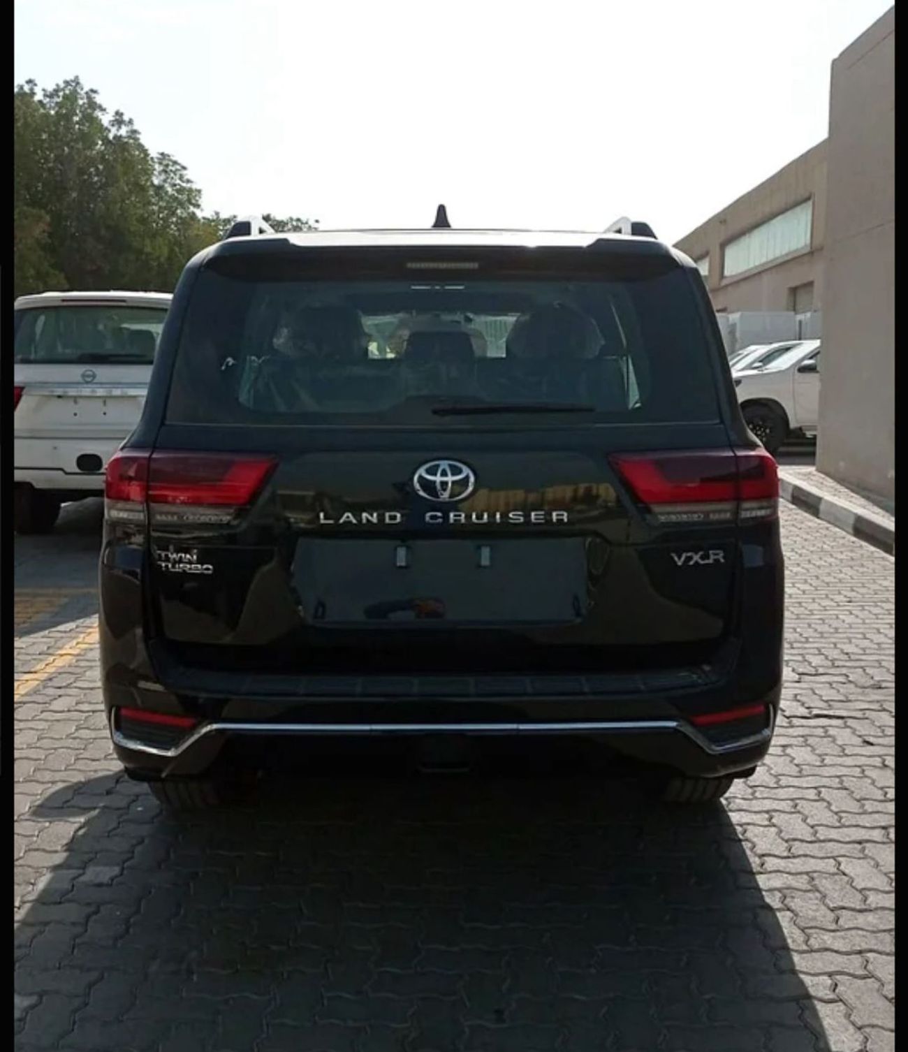 Toyota Land Cruiser Toyota Land Cruiser 300 VXR 3.3L Diesel