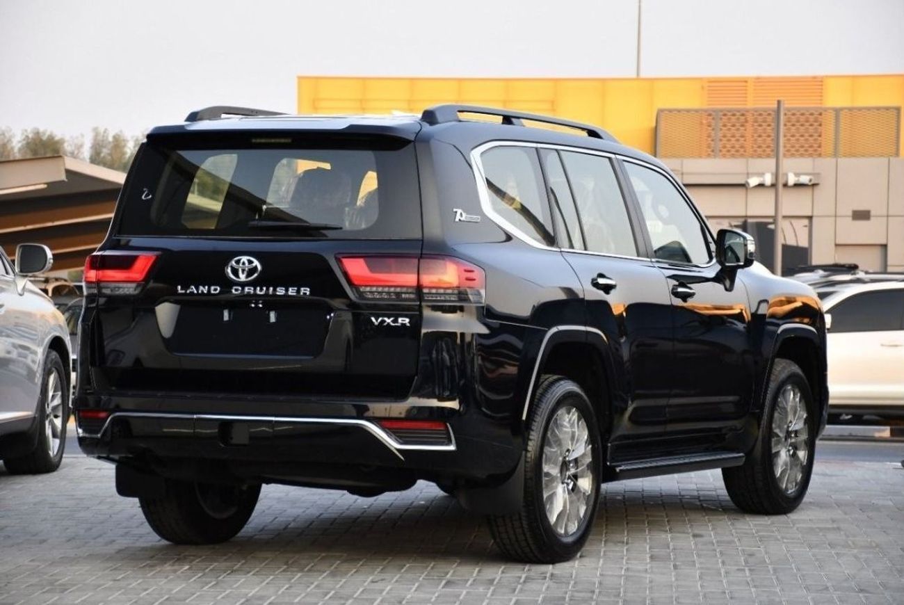 تويوتا لاند كروزر VXR 3.5L