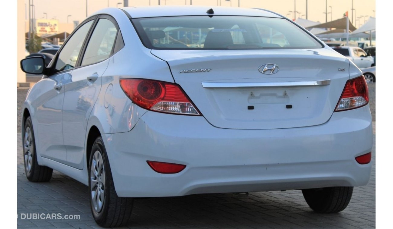 Hyundai Accent Hyundai Accent 2018 GCC in excellent condition without accidents, very clean from inside and outside