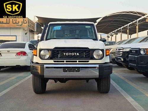 Toyota Land Cruiser 70 LC76 LX / HIGH OPTION, 4.0L PETROL V6, M/T, WOOD,STEERING / WINCH SNORKEL (CODE # 69084)