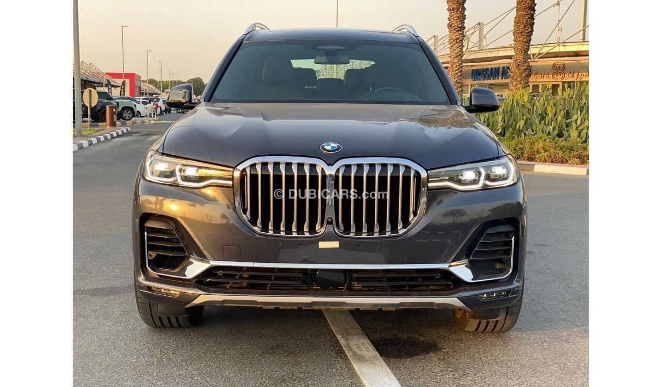 BMW X7 40i Pure Excellence GCC SPEC NEAT AND S`CLEAN