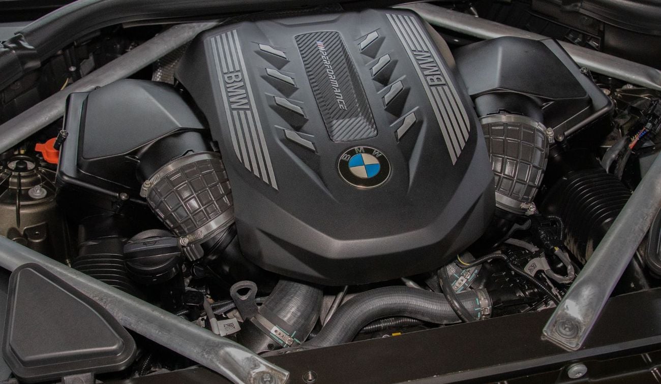 بي أم دبليو X6 M50i 4.4L
