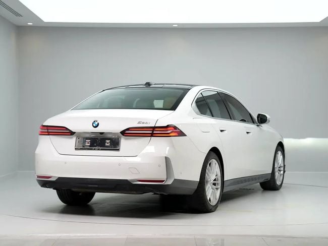 BMW 5 Series EXECUTIVE, миниатюра 25