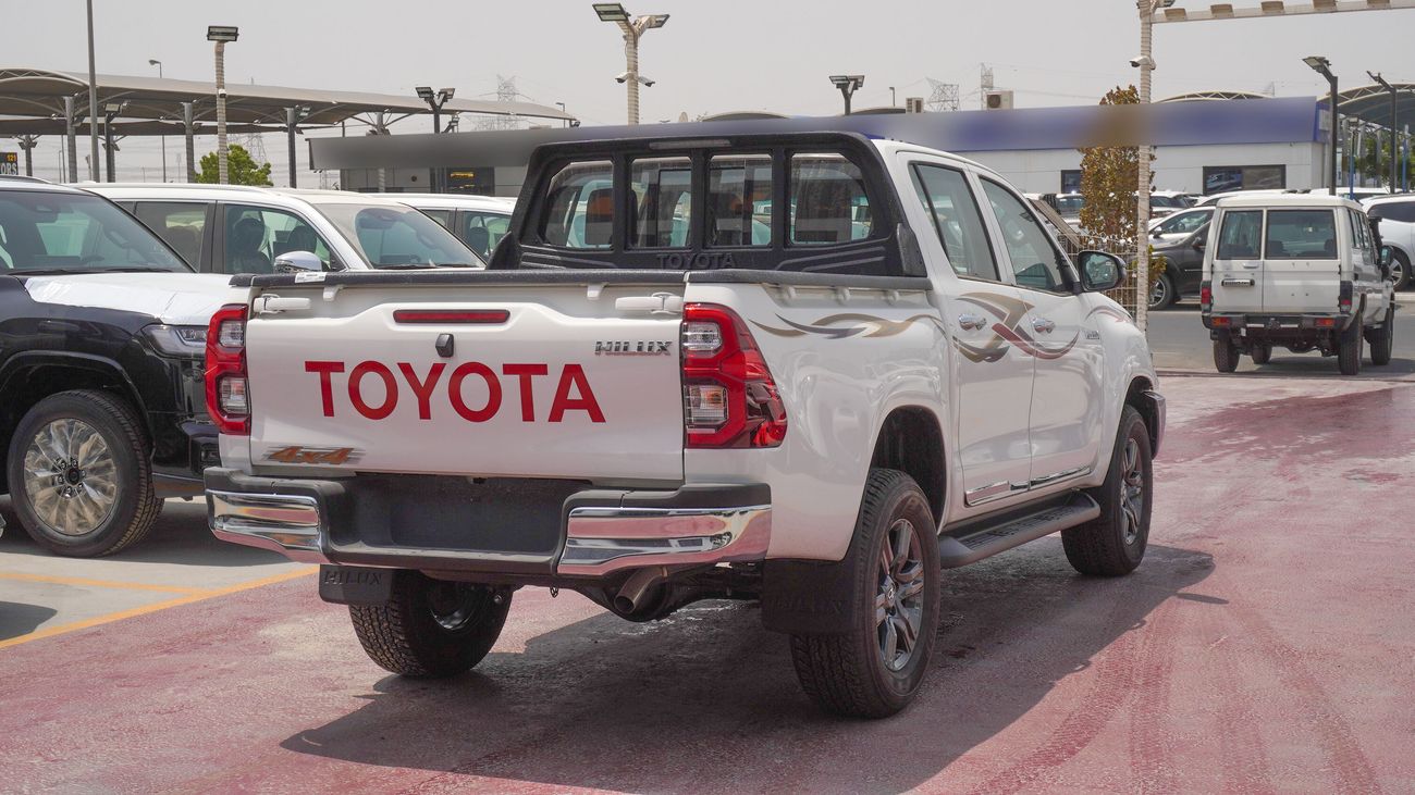 Toyota Hilux 2.4L Diesel A/T