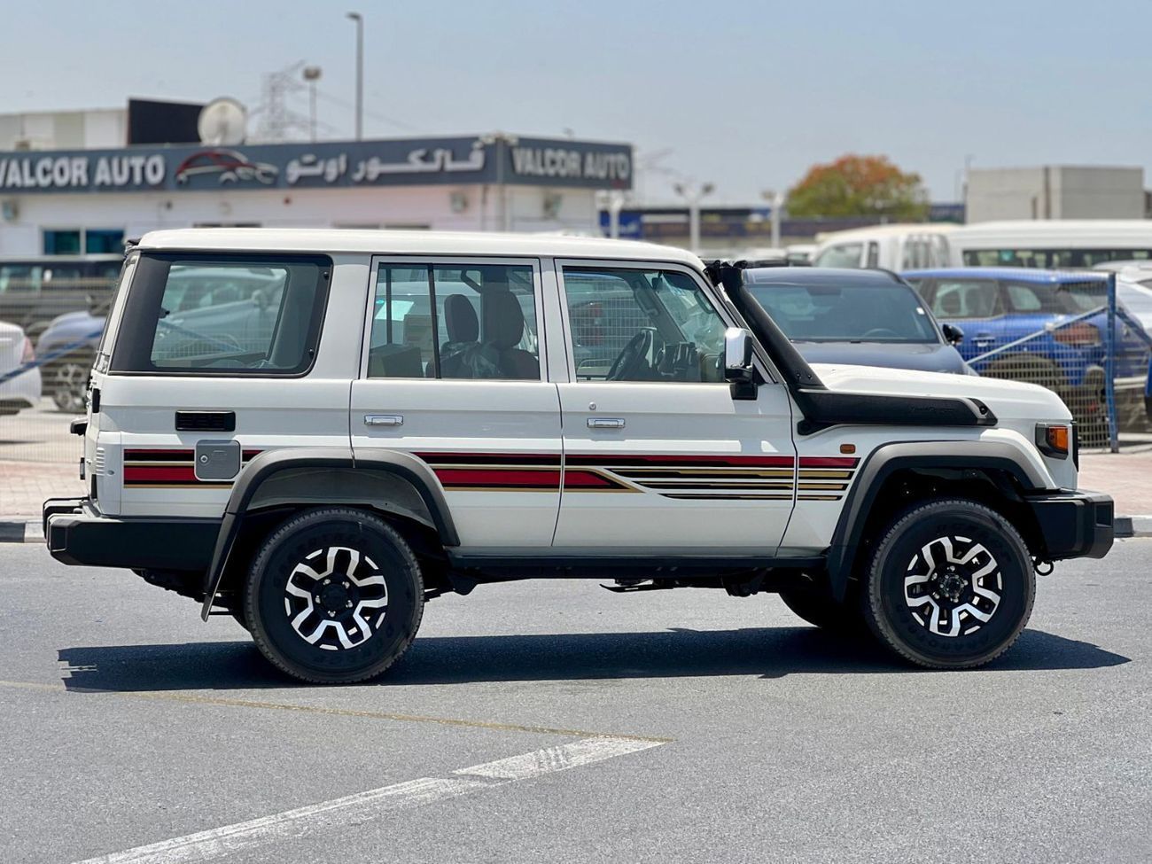 تويوتا لاند كروزر 70 EXPORT ONLY - TOYOTA LC76 LX 2.8L A/T
