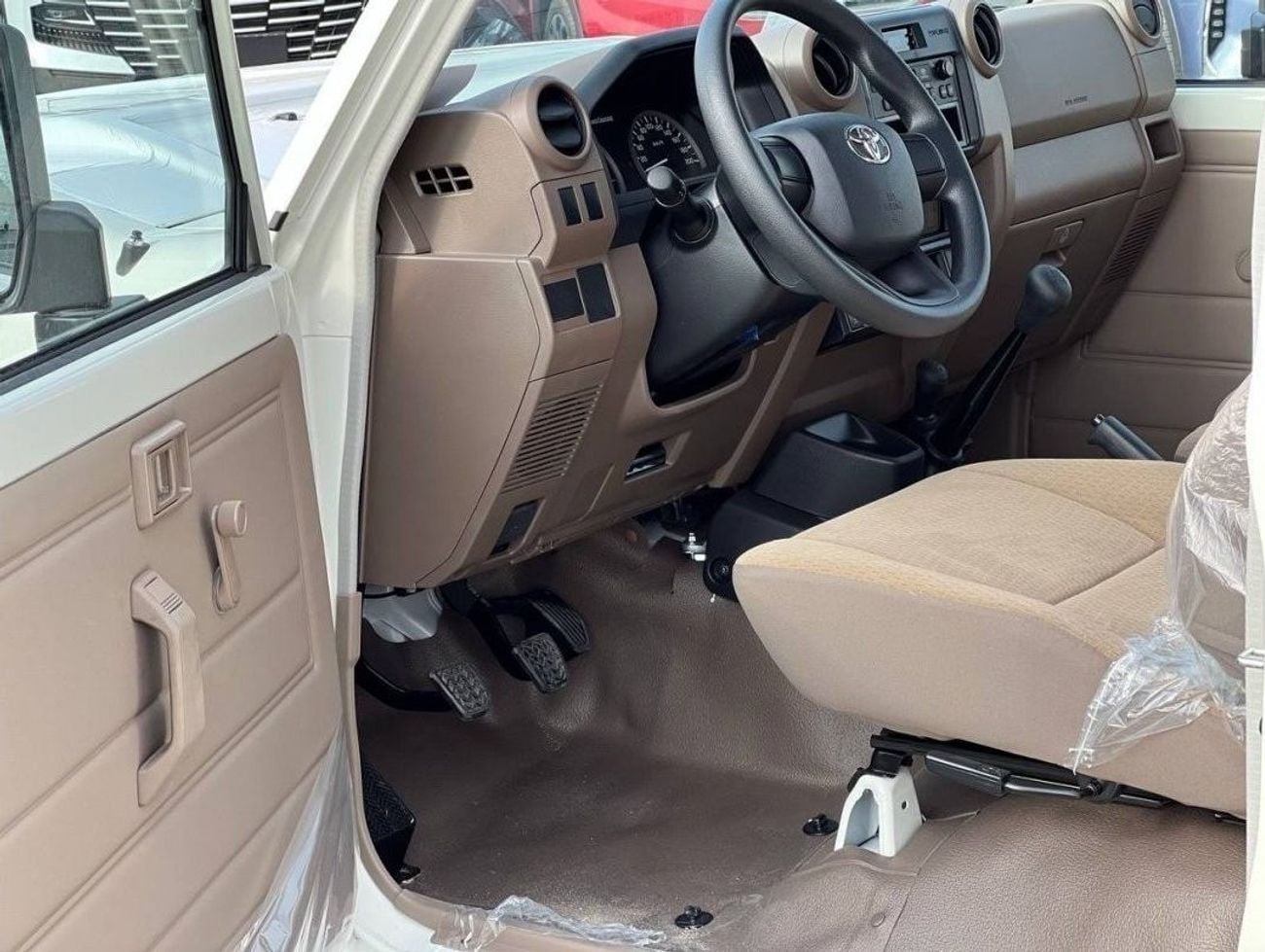 Toyota Land Cruiser 70 LC 78 HARDTOP 4.0L MT LC78 3 DOORS 4.0L PTR M/T // 2026 // STANDARD OPTION // SPECIAL OFFER // BY FO