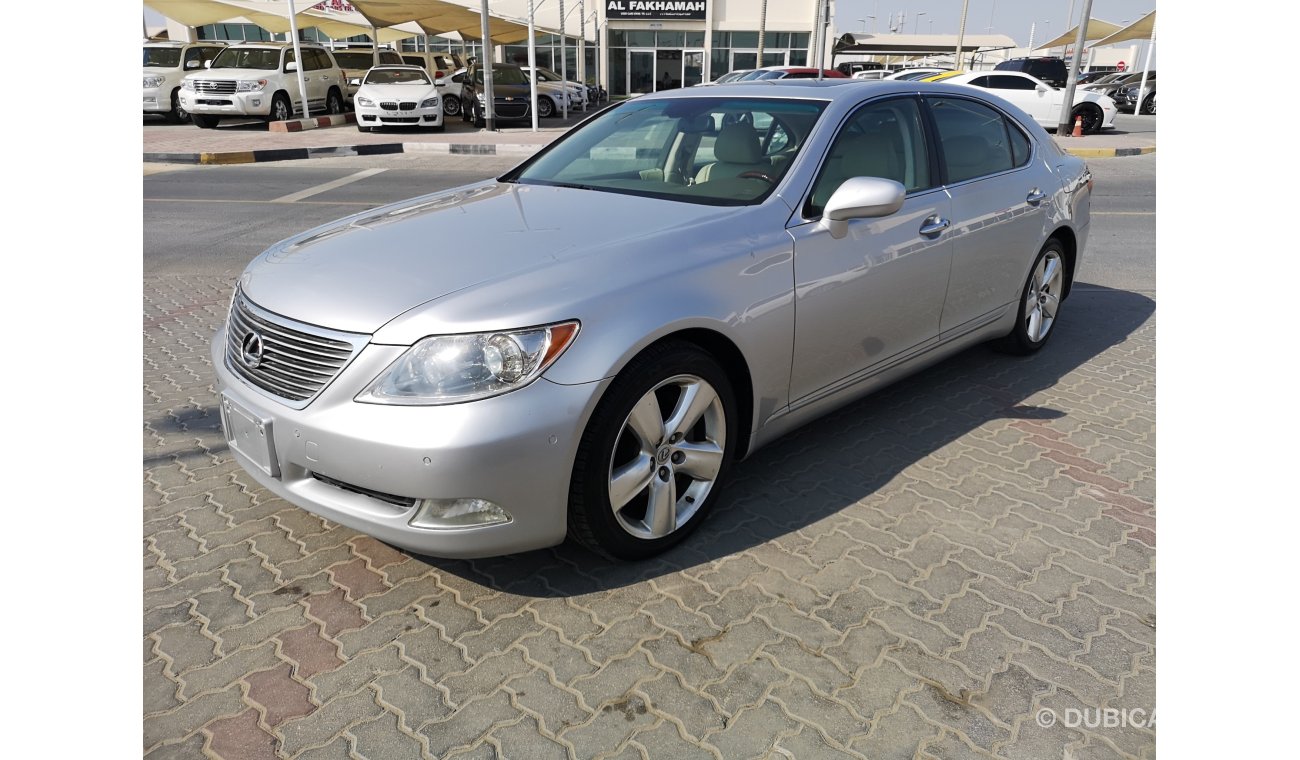 Lexus LS460