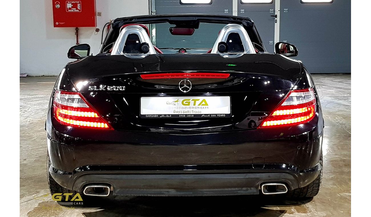Mercedes-Benz SLK 200 2016, Full Service History, Warranty, Original Paint, GCC