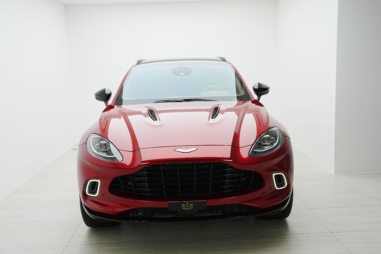 Aston Martin DBX STANDARD 2021 Aston Martin DBX 550, Panoramic Roof, Very Low KM, GCC Specs!!