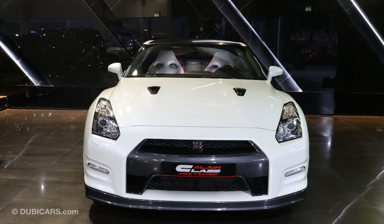 Nissan GT-R