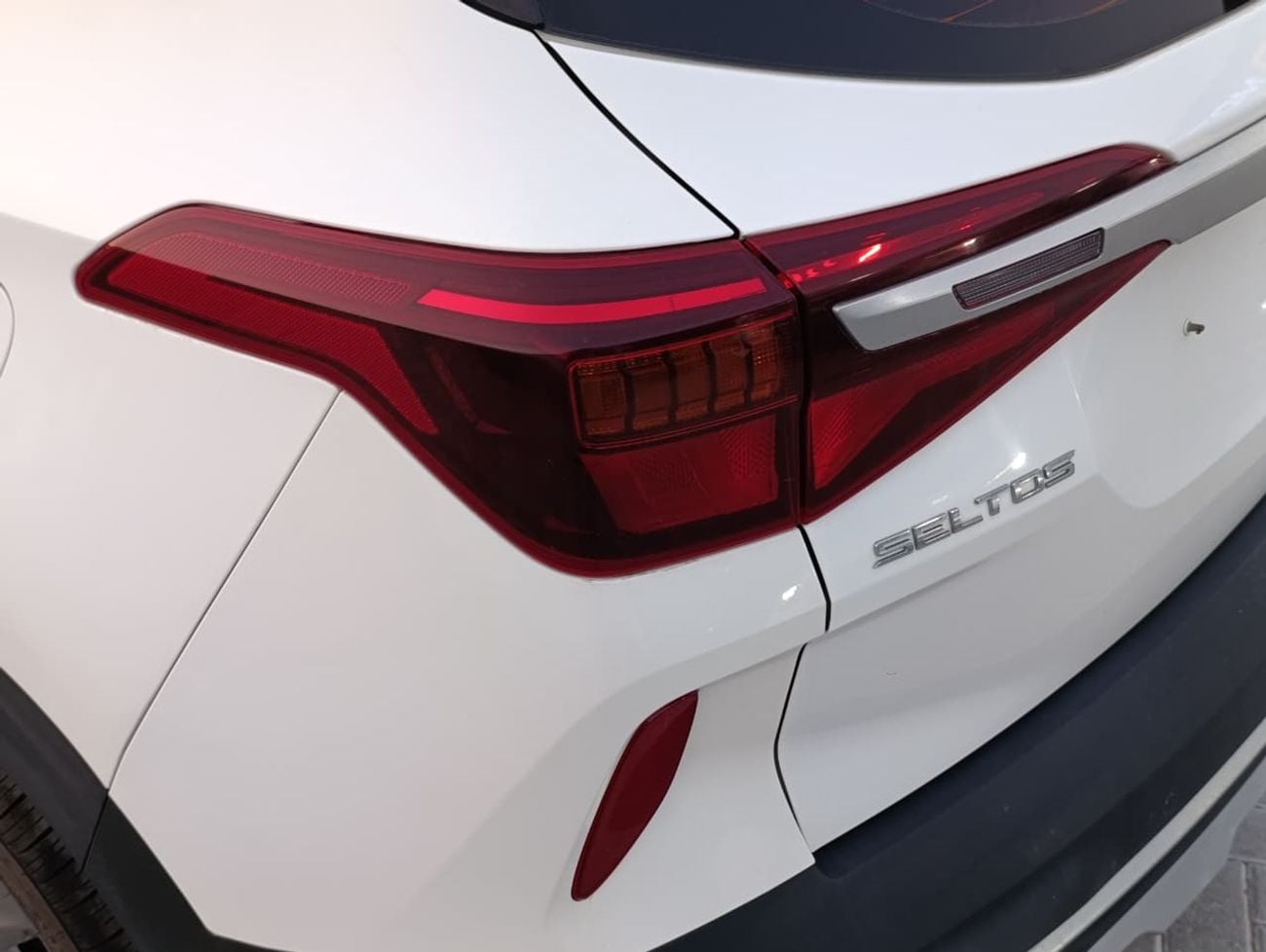 Kia Seltos EX