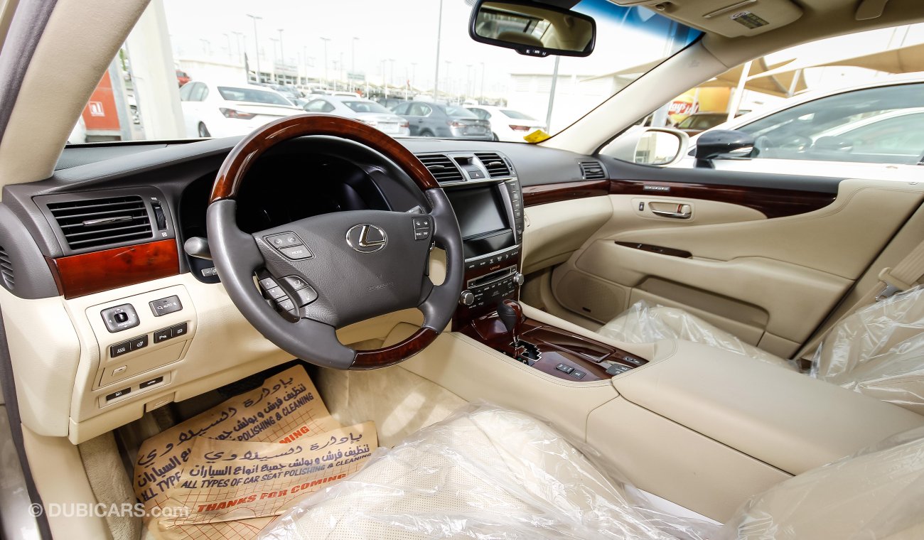 Lexus LS460