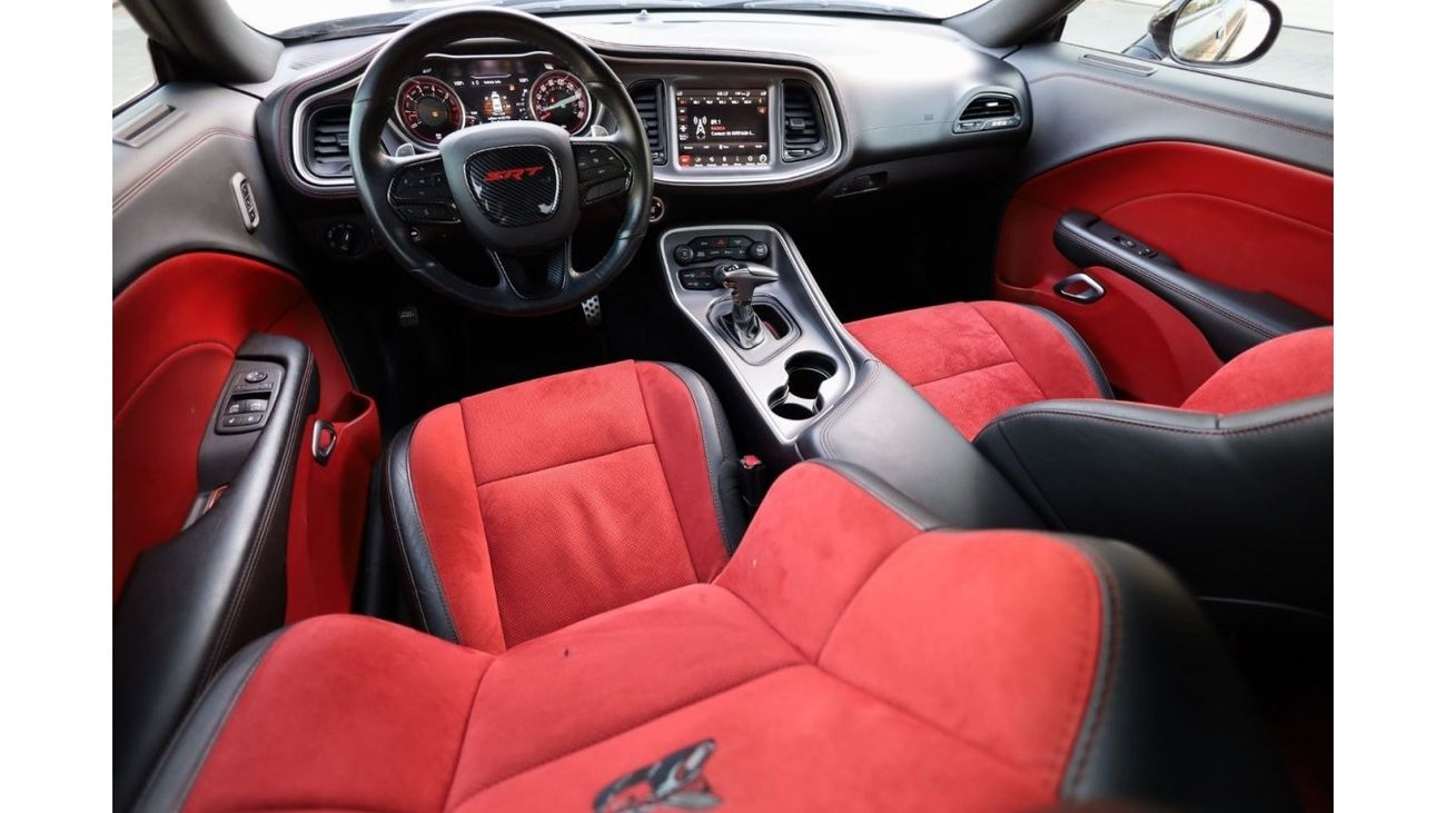 Dodge Challenger Dodge Challenger SRT Scat Pack Shaker 2021 American Spec with Flexible Down-Payment/