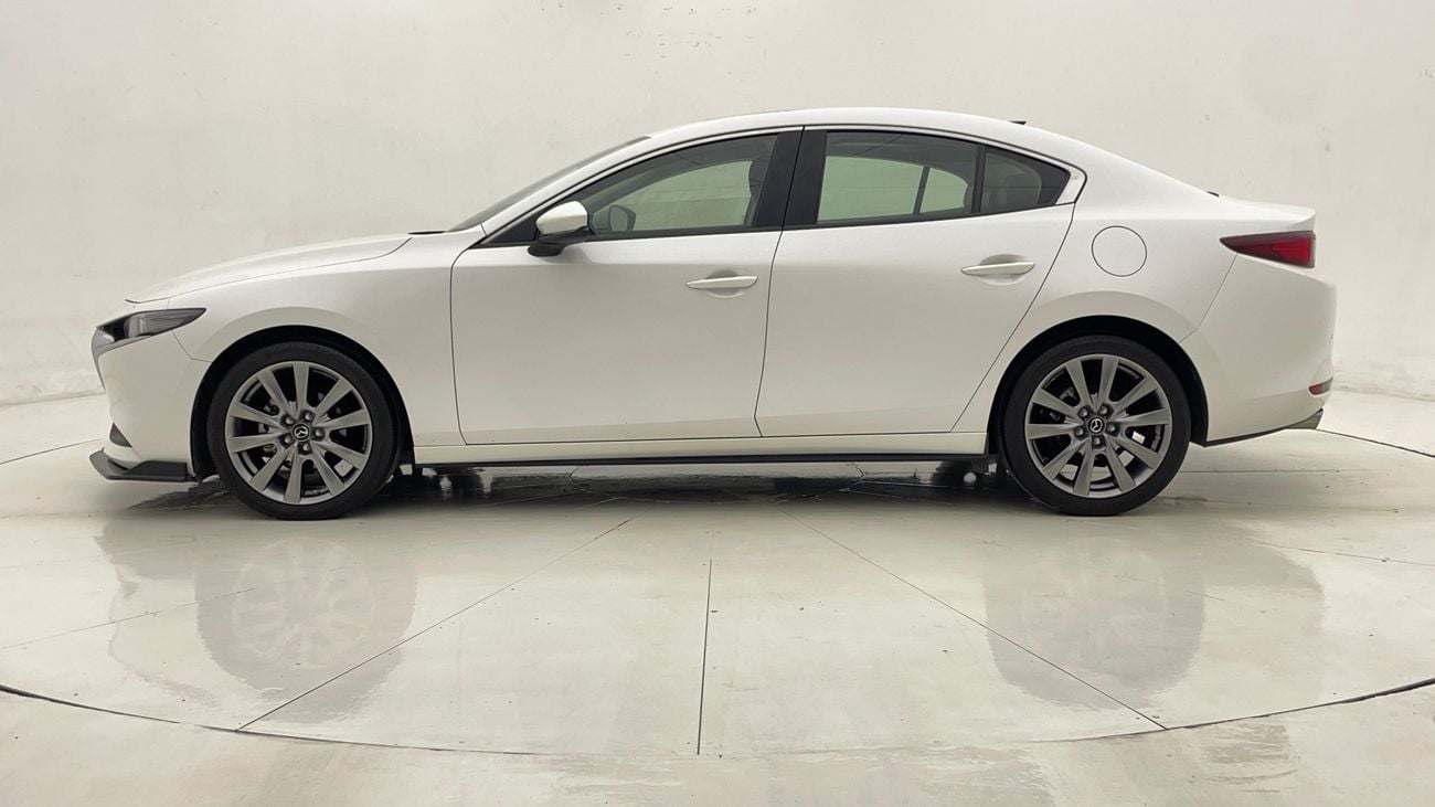 مازدا 3 EVOLVE 2 | بدون دفعة مقدمة | اختبار القيادة في المنزل