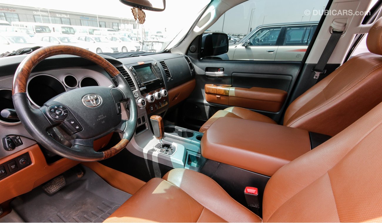 Toyota Tundra 5.7 L V8 Platinum