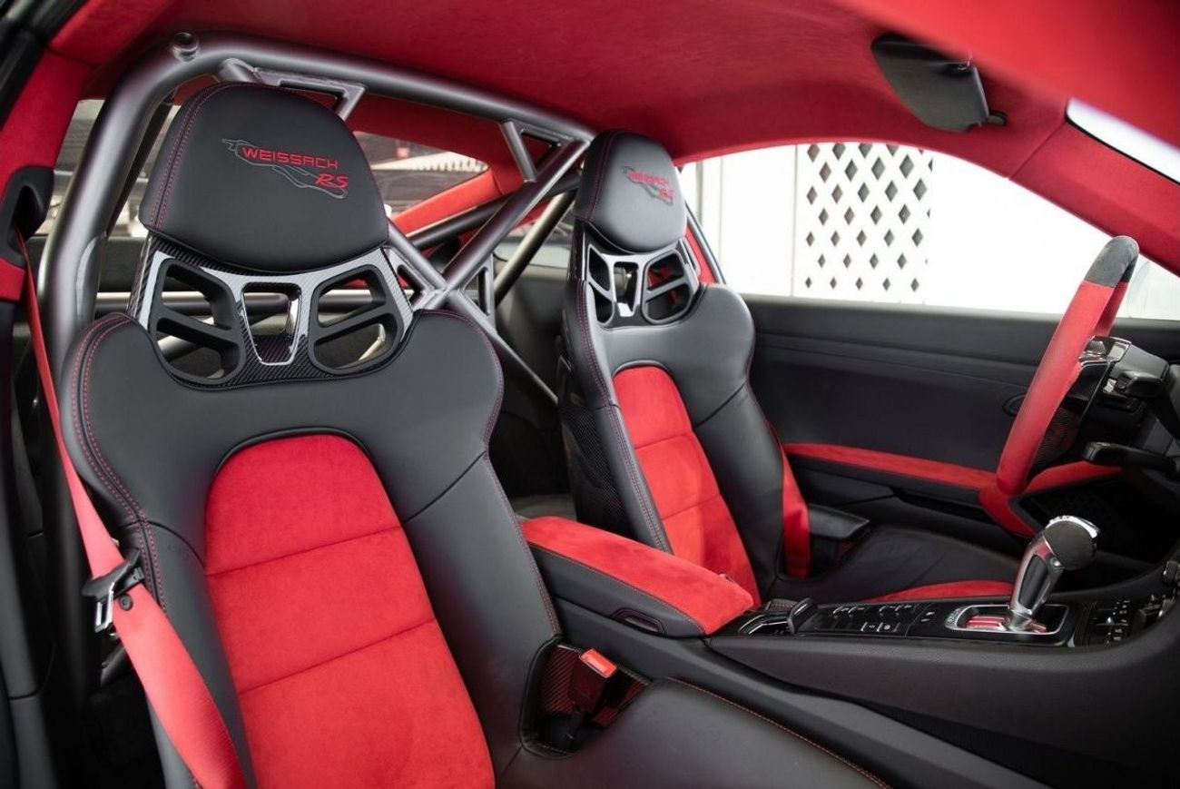 Porsche 911 GT2RS WEISSACH