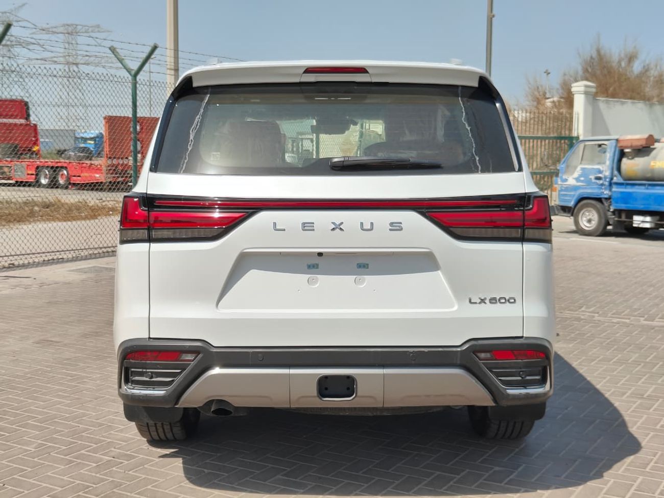 لكزس LX 600 Lexus LX 600 3.5L VIP 4 Seater 2024